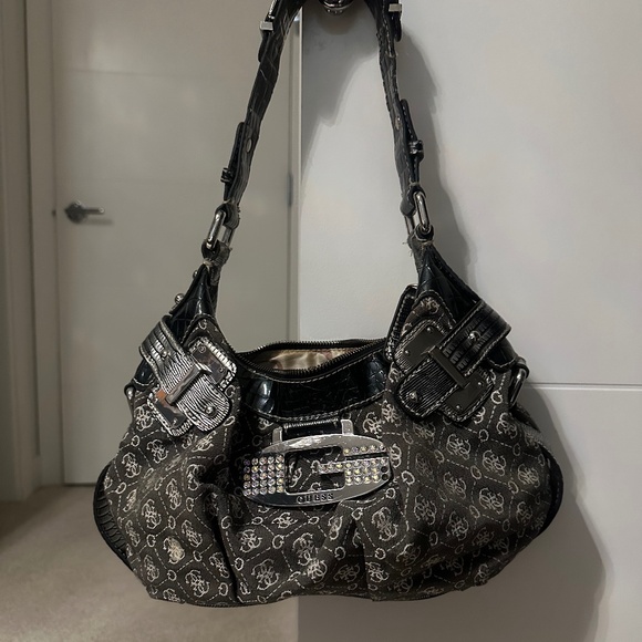 Guess Handbags - Guess bag